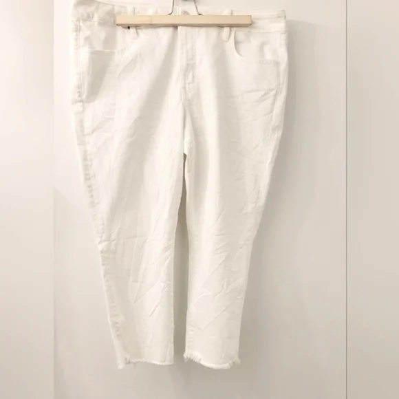 AMERICAN Eagle Outfitters Super Stretch X White Jeans - Picture 5 of 6